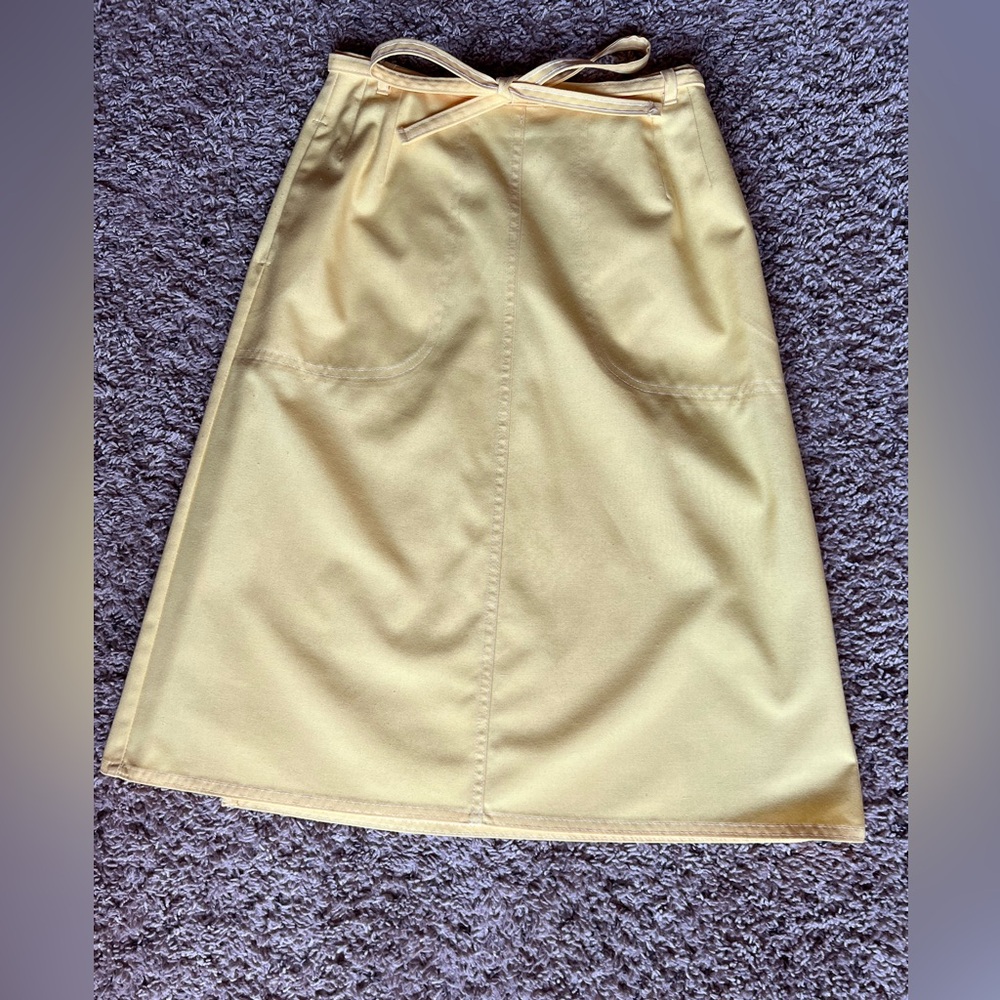 VINTAGE 70’s KORET Sunshine Yellow Midi Wrap Skirt W/ Belted Detail and Pockets. - Picture 9 of 16